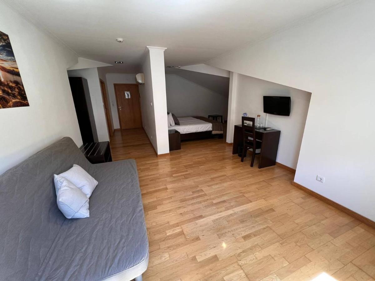 Vale Do Zezere Hotel Manteigas Eksteriør billede