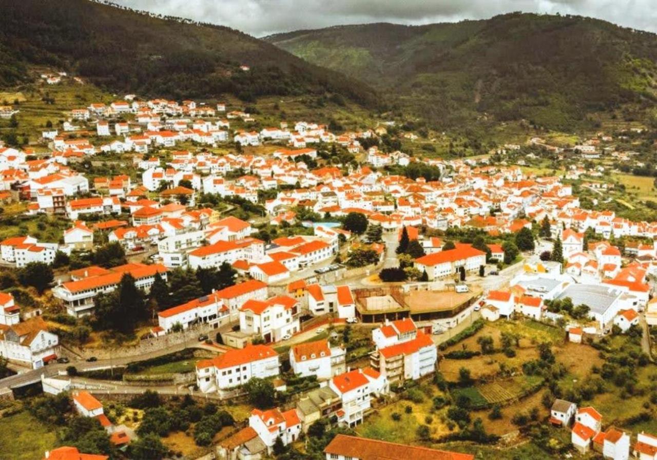 Vale Do Zezere Hotel Manteigas Eksteriør billede