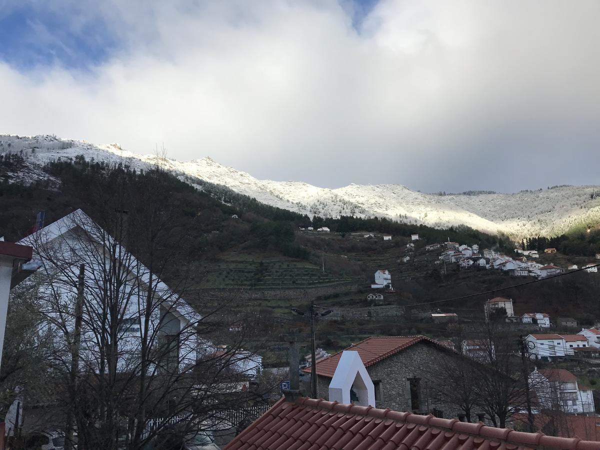 Vale Do Zezere Hotel Manteigas Eksteriør billede